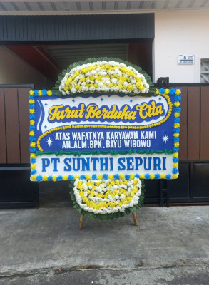 Papan Bunga Duka di Kandat